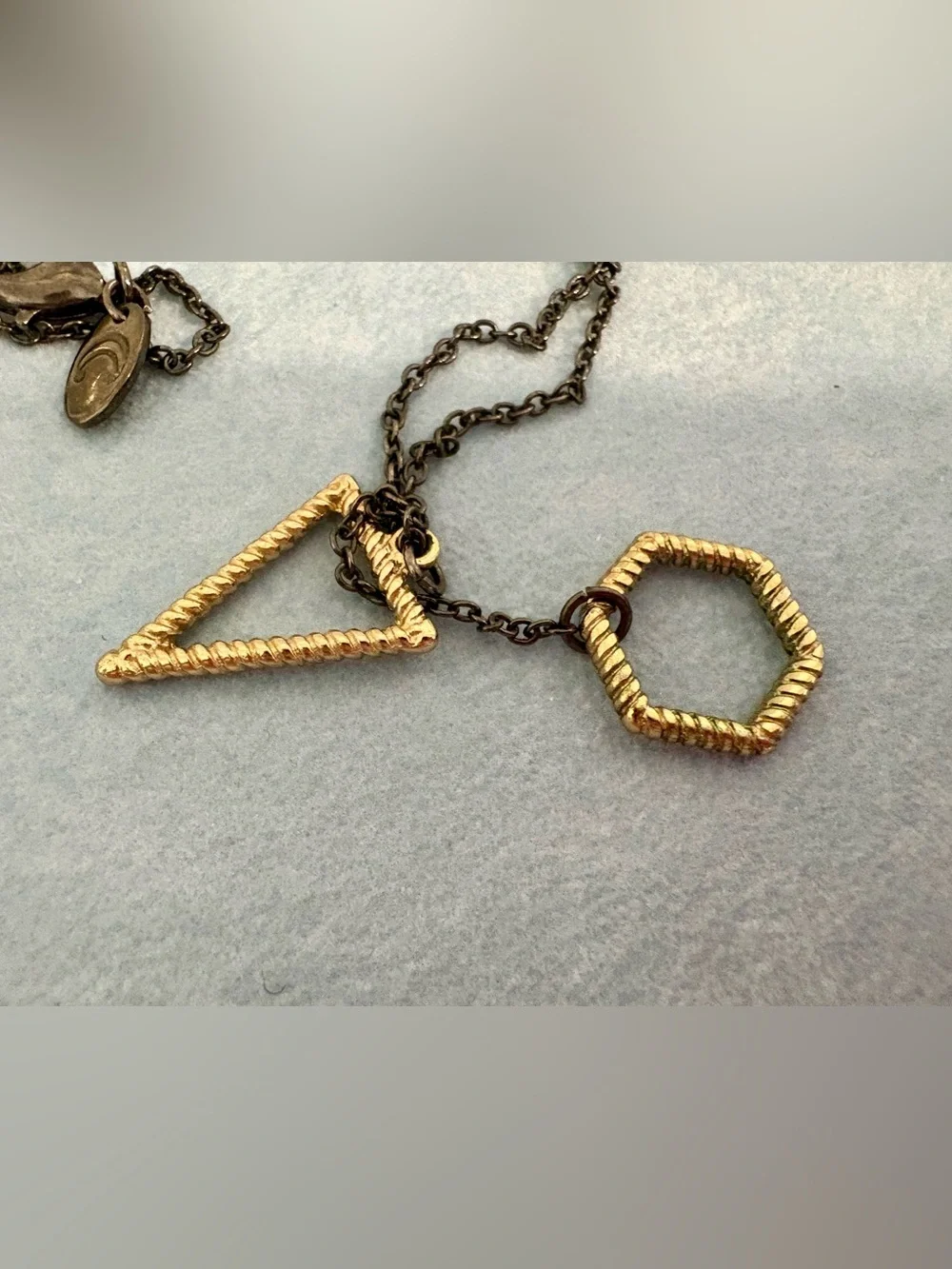 Two-Tone Geometric Pendant Necklace - Gold & Black
